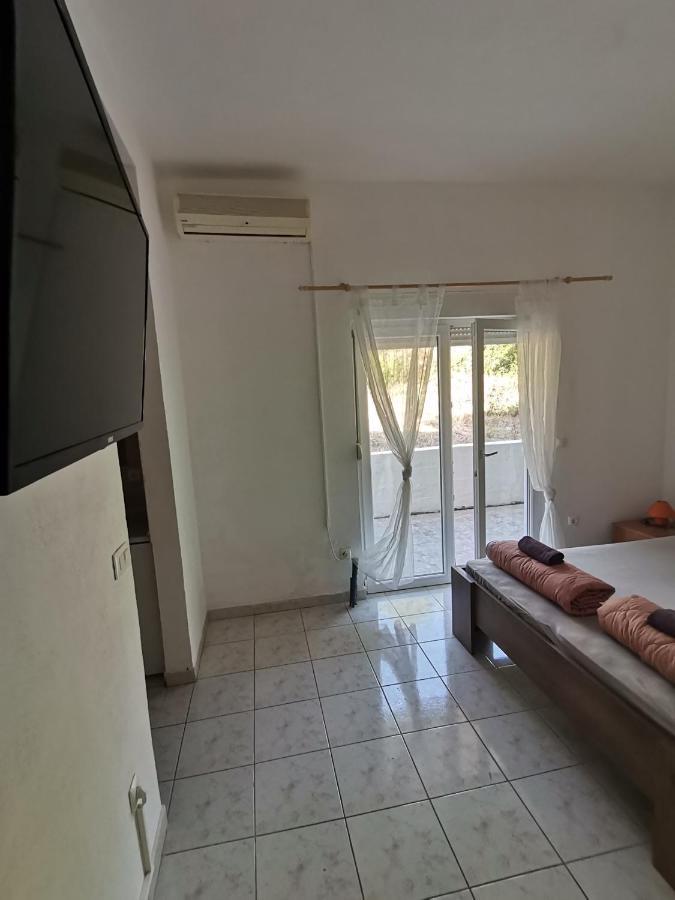 Apartment Banana Gradac (Split-Dalmatia)